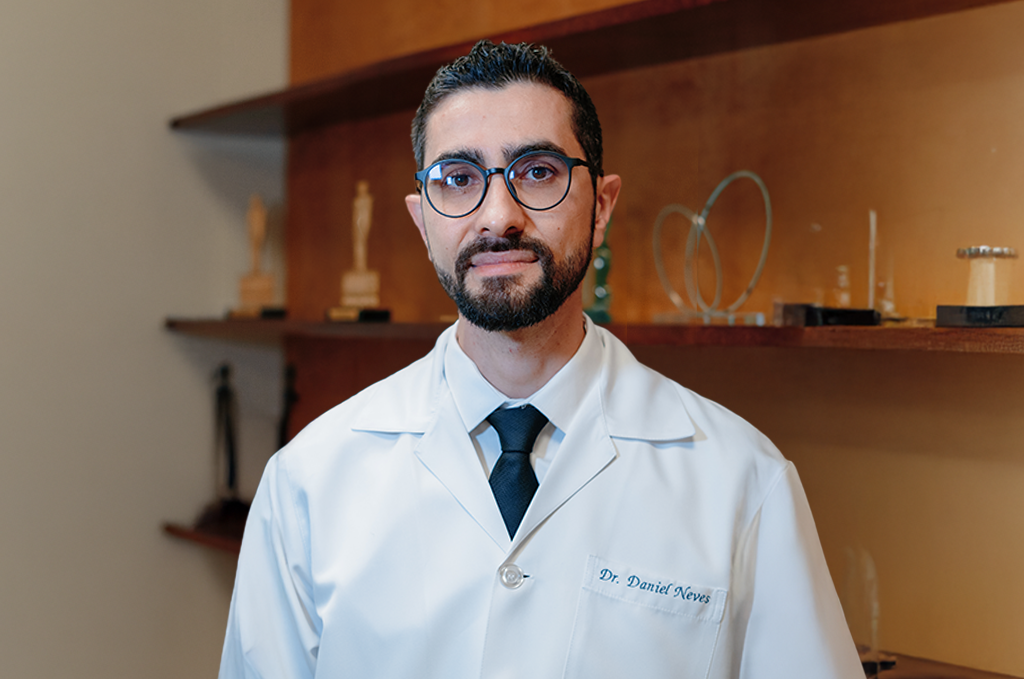 Dr. Daniel Neves