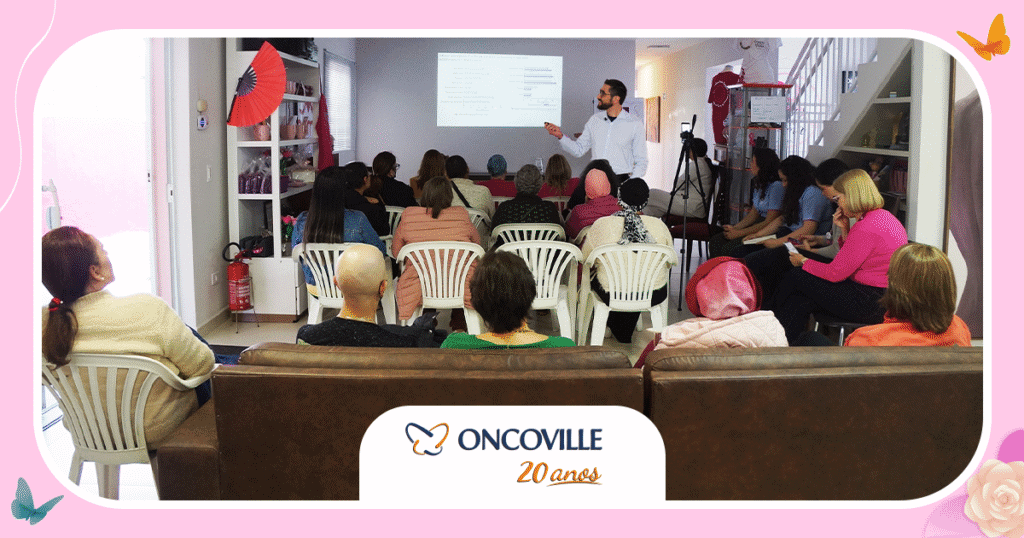 Médico do Oncoville realiza palestra nas Amigas da Mama